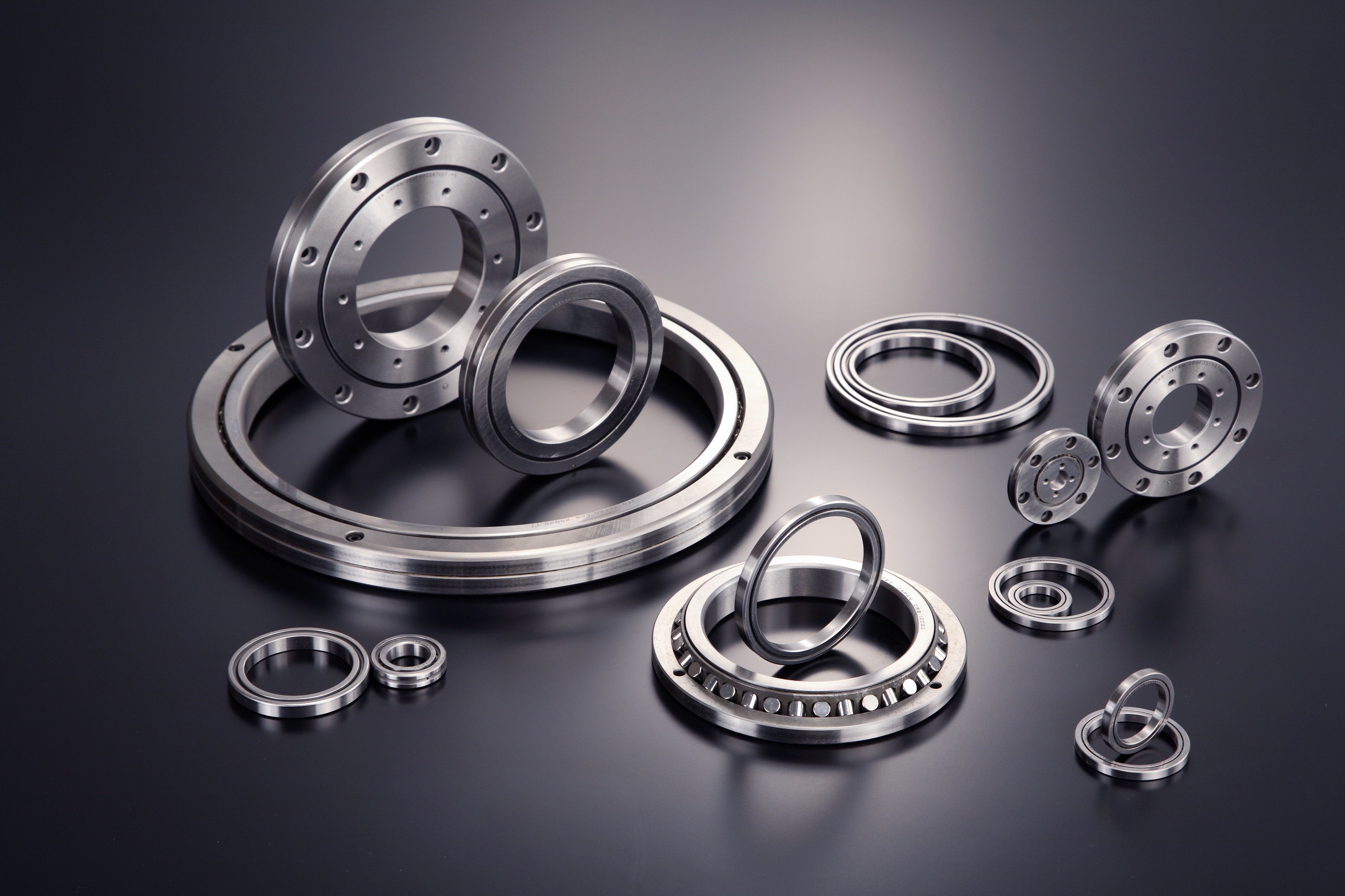 Crossed Roller Bearings